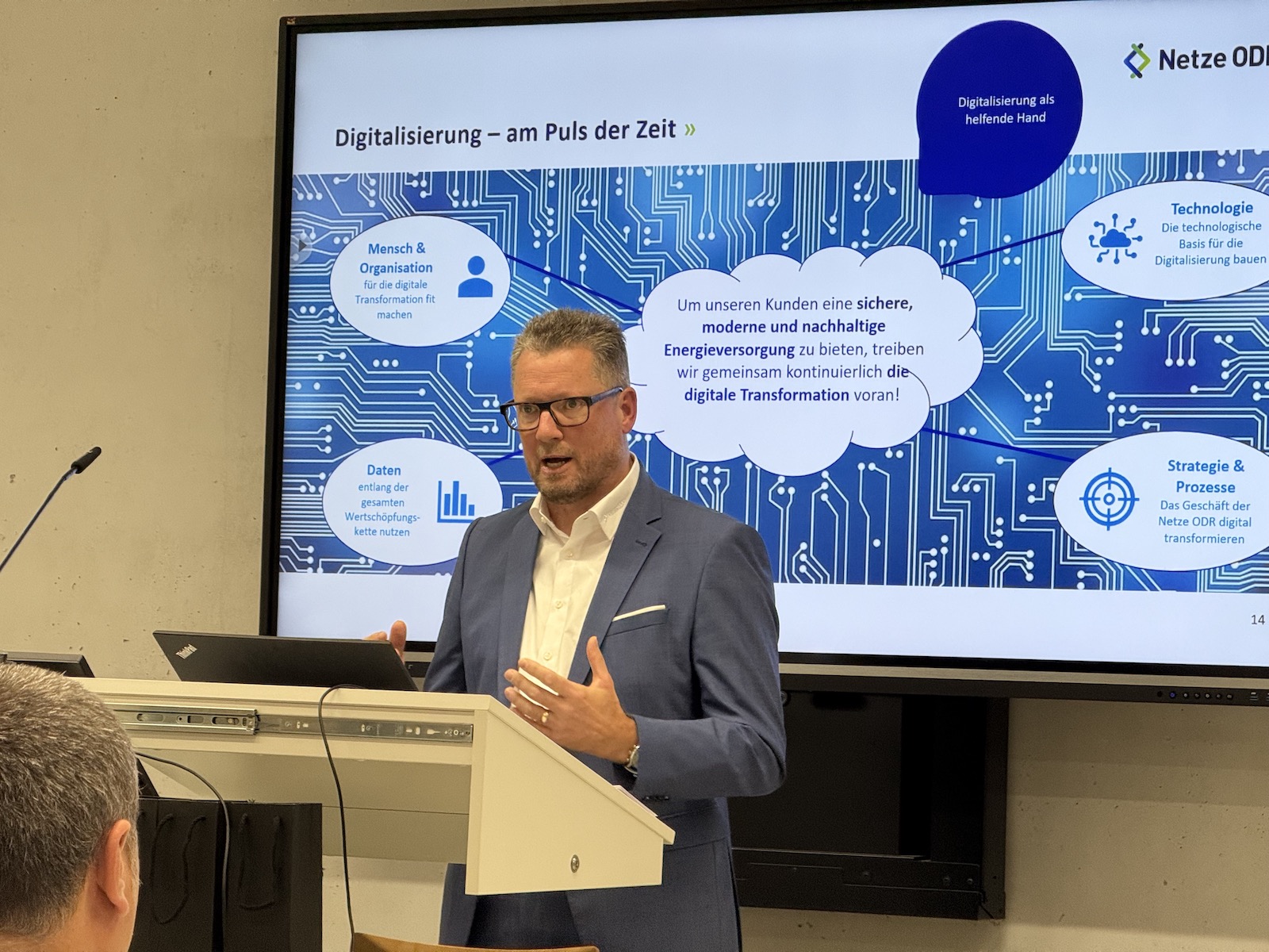 Erfolgsreiches Top-Event: 5. Leadership-Tag Aalen am 12.11.2025 | Gross ErfolgsColleg und Hochschule Aalen Erfolgsreiches Top-Event: 5. Leadership-Tag Aalen am 12.11.2025 | Gross ErfolgsColleg und Hochschule Aalen