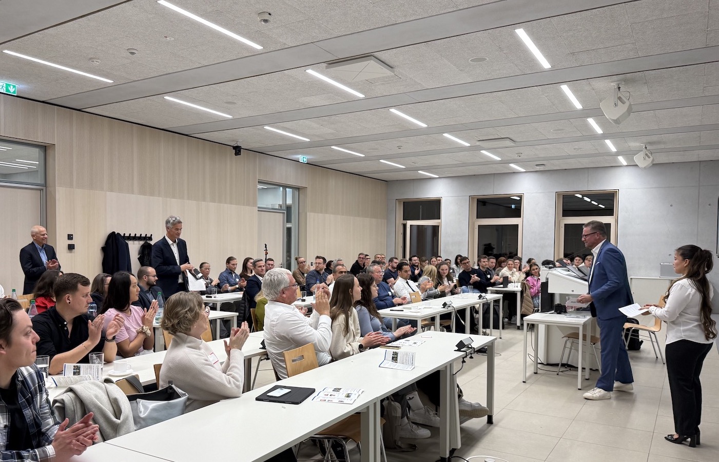 Erfolgsreiches Top-Event: 5. Leadership-Tag Aalen am 12.11.2025 | Gross ErfolgsColleg und Hochschule Aalen Erfolgsreiches Top-Event: 5. Leadership-Tag Aalen am 12.11.2025 | Gross ErfolgsColleg und Hochschule Aalen