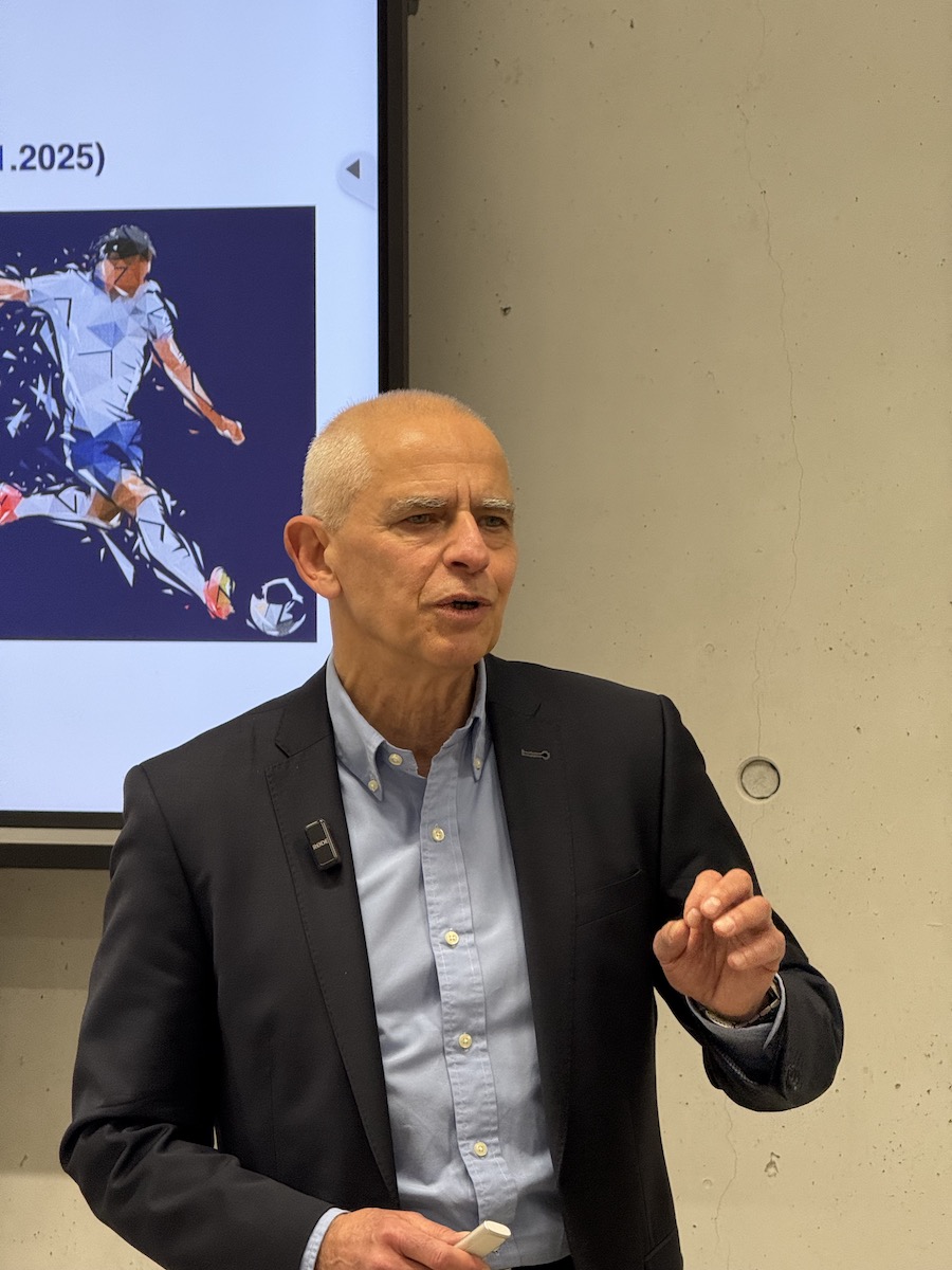 Erfolgsreiches Top-Event: 5. Leadership-Tag Aalen am 12.11.2025 | Gross ErfolgsColleg und Hochschule Aalen | Stefan F. Gross Erfolgsreiches Top-Event: 5. Leadership-Tag Aalen am 12.11.2025 | Gross ErfolgsColleg und Hochschule Aalen | Stefan F. Gross